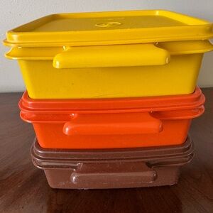 Set of 3 Vintage  Stackable Tupperware  Storage Containers